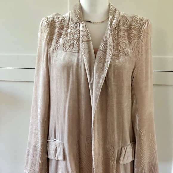 Zara Jackets & Blazers - Zara Velvet Blazer Jacket, sz L